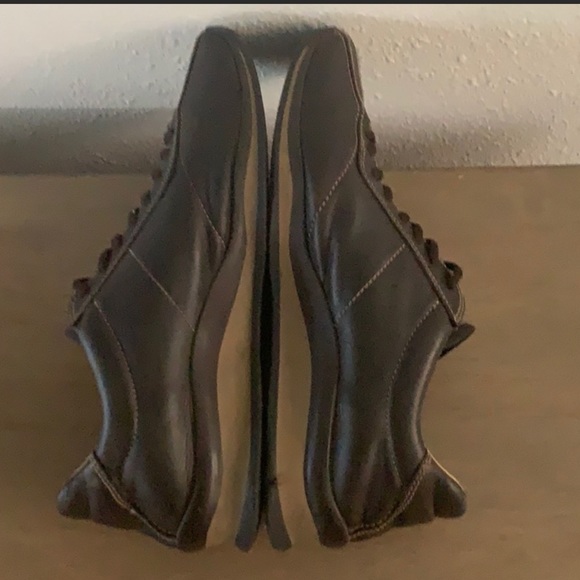 Authentic Prada vintage signature brown leather sneakers 8 - Picture 6 of 8